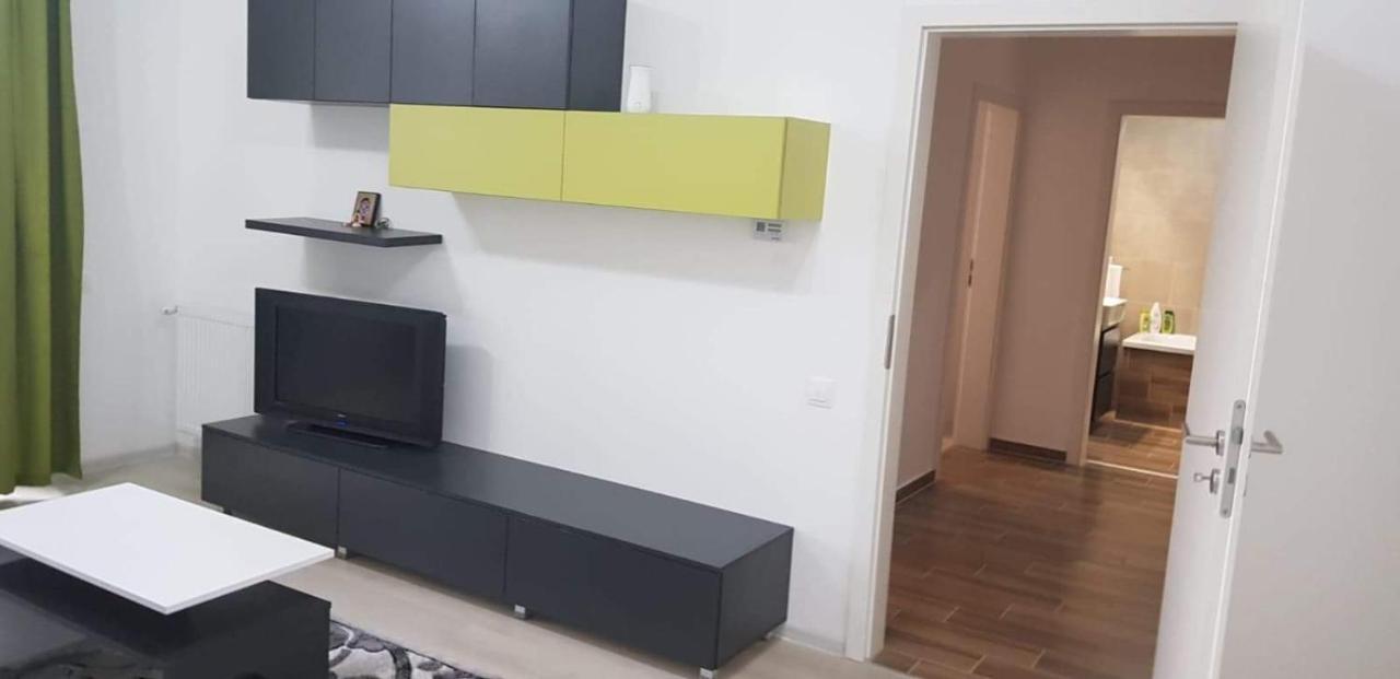 Apartament Modern Ioan Popasu Appartamento Braşov Esterno foto