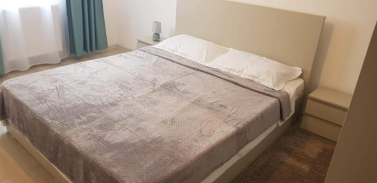 Apartament Modern Ioan Popasu Appartamento Braşov Esterno foto