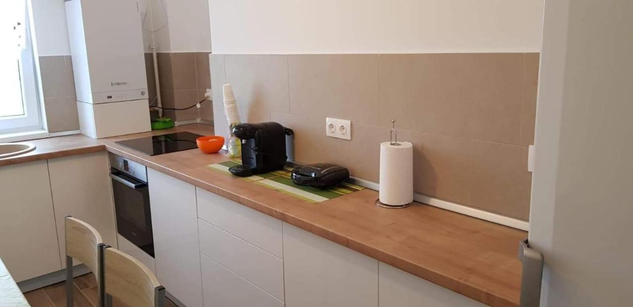 Apartament Modern Ioan Popasu Appartamento Braşov Esterno foto